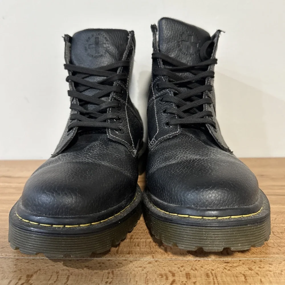 Dr. Martens Roseland Tough Black Pebbled Vegan Leather Boots Men's Size 10